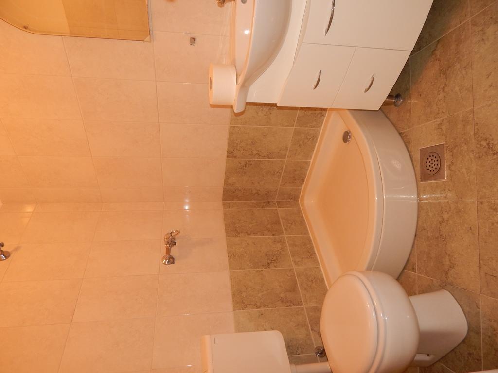 Apartments Ana Бибине Екстериор снимка