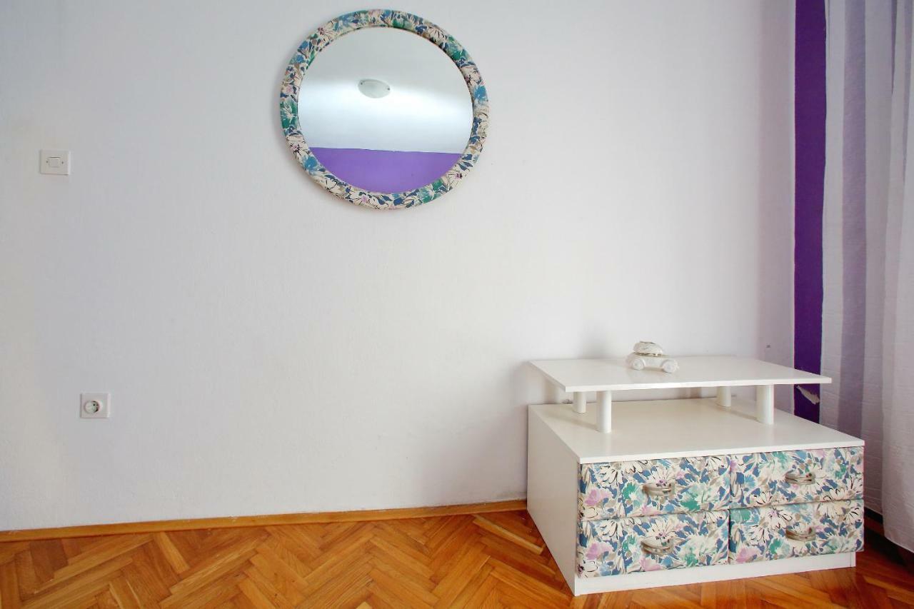 Apartments Ana Бибине Екстериор снимка